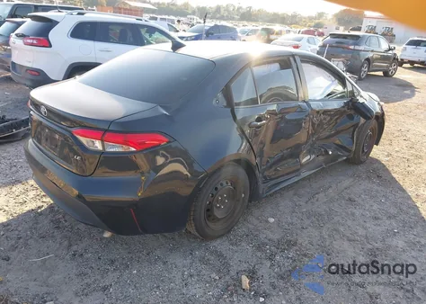 2021 Toyota Corolla Le z USA, uszkodzony, nr VIN 5YFEPMAE1MP220200